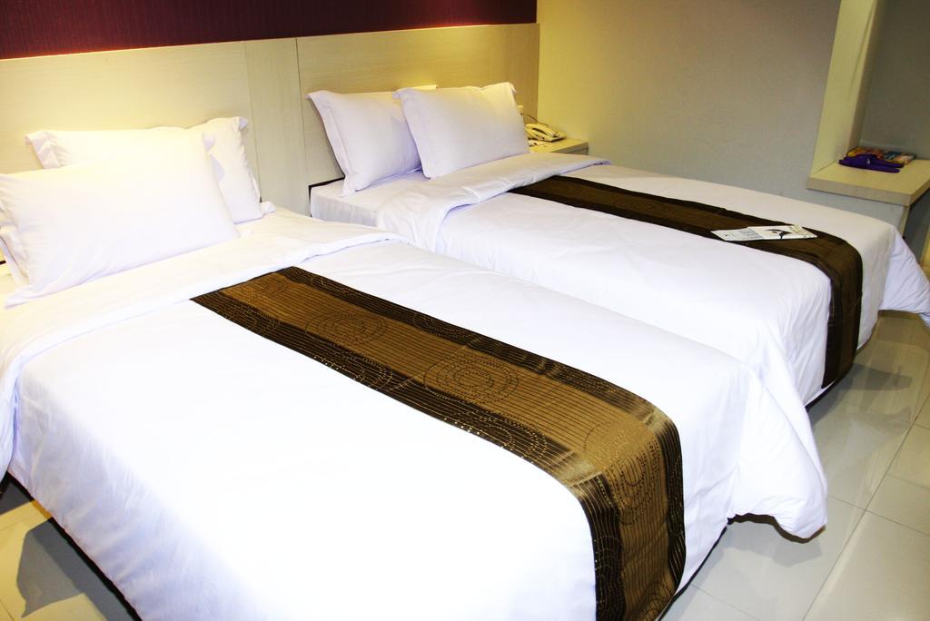 Vio Surapati Bandung Otel Dış mekan fotoğraf
